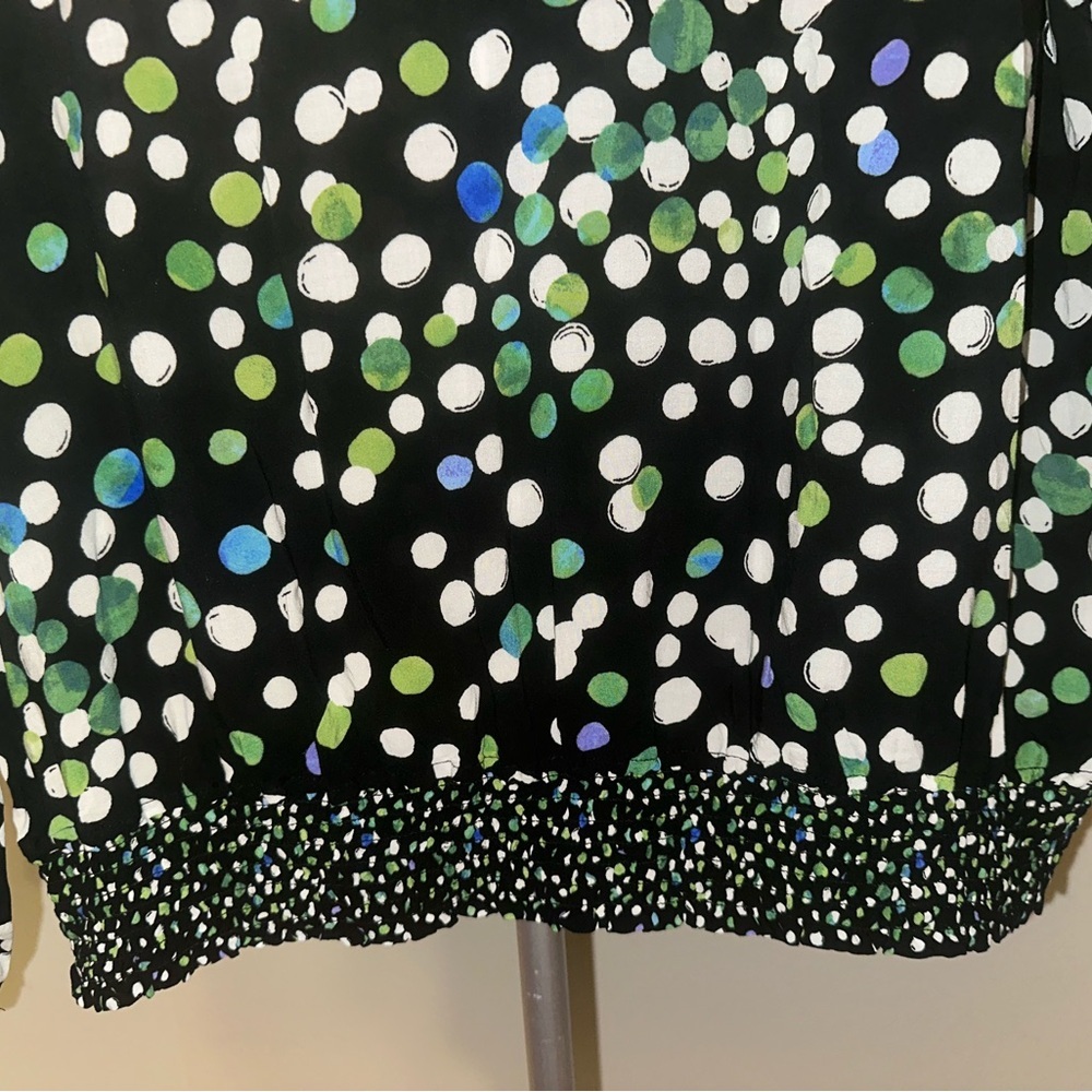 LIVERPOOL POLKA DOT PUFF SLEEVE TOP - Picture 3 of 11